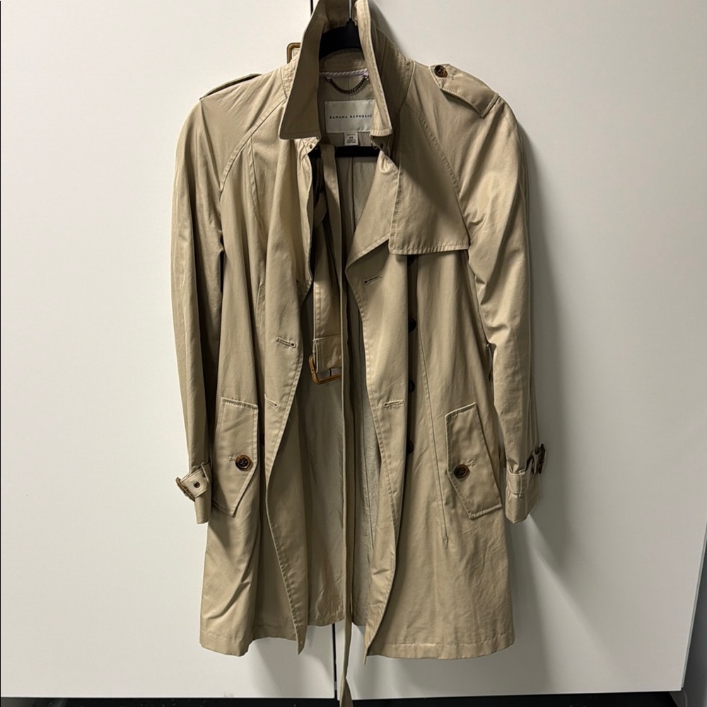 Banana Republic Men's Tan Trench Coat